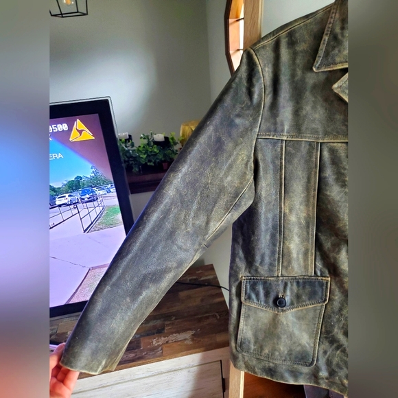 ❌️SOLD❌️ Vintage Distressed Leather Jacket - Picture 8 of 14